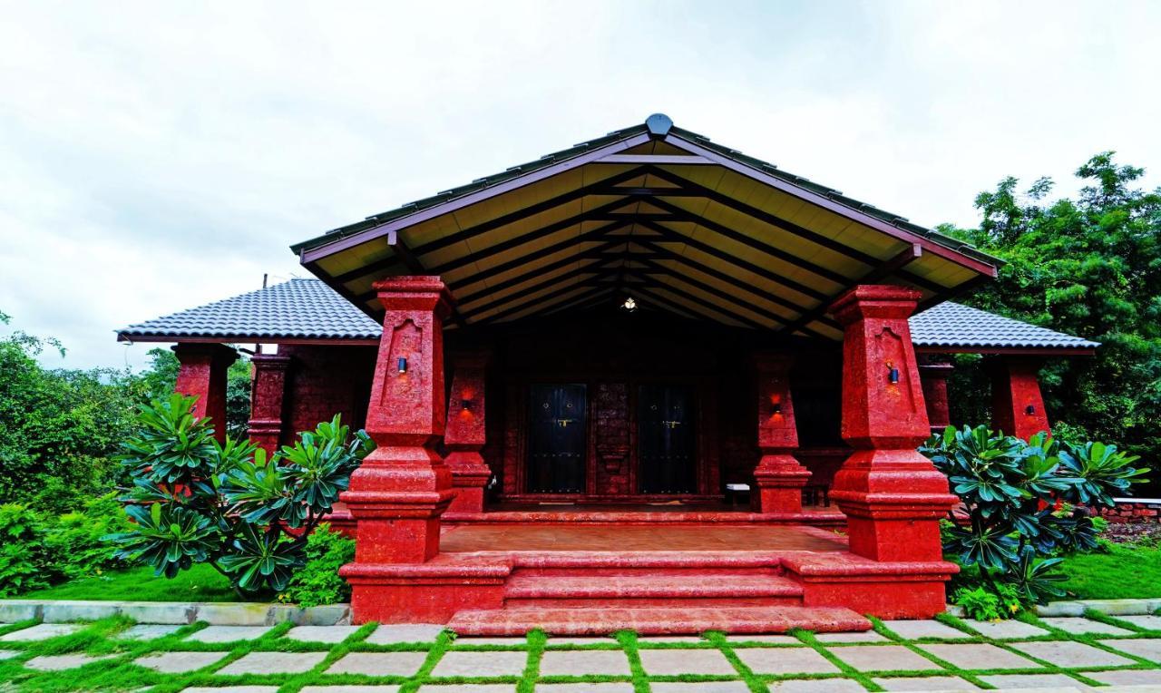 Siddhagiri Hotel And Resort Wai Kültér fotó